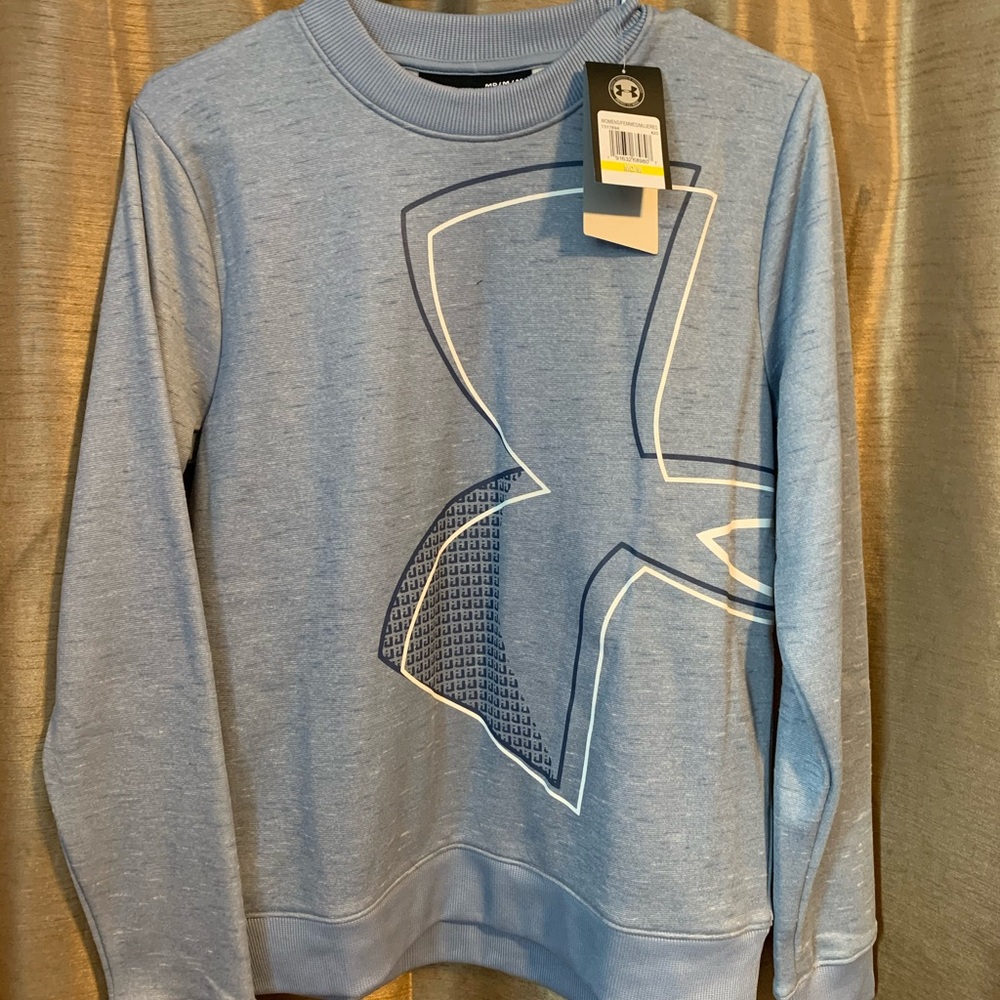 NWT Women’s Under Armour Sweater M
